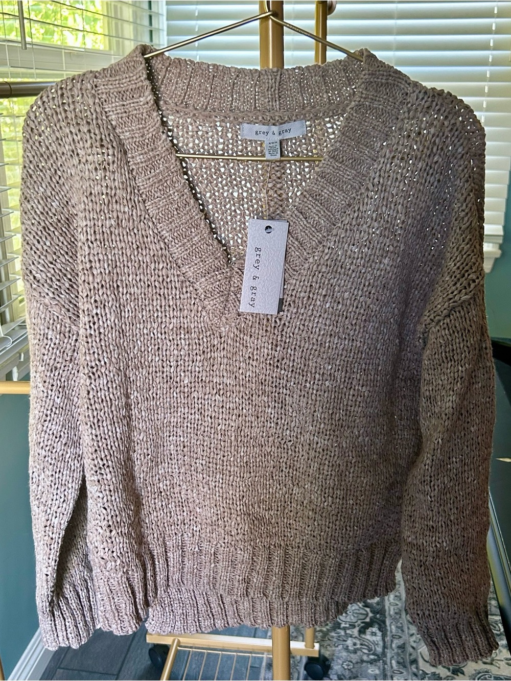 Grey & Gray Women's V-Neck Chunky Knit Sweater - Taupe NWT size M